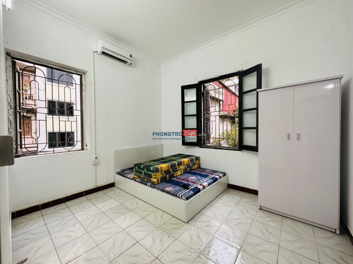 Nhà 27 ngõ 255 Cầu Giấy trống phòng 202 giá 3,3 triệu