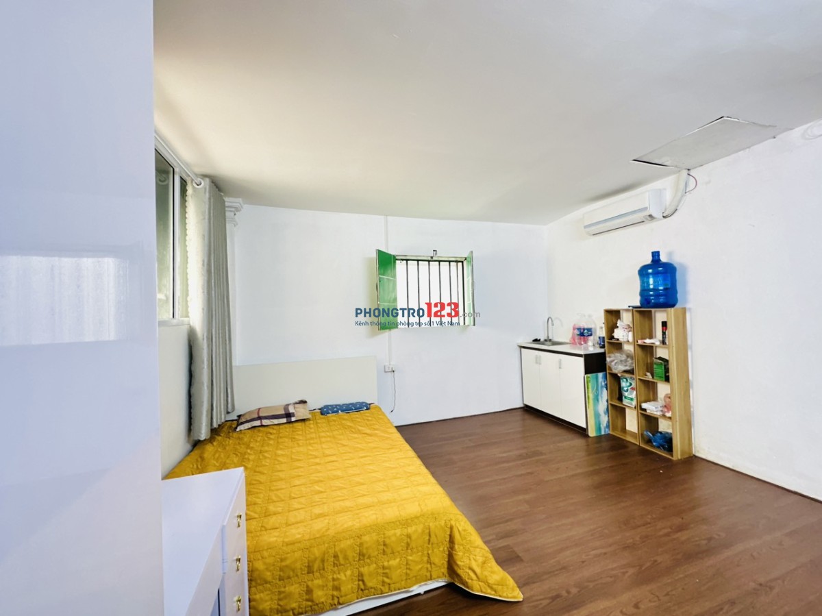 NHÀ 27 NGÕ 255 CẦU GIẤY TRỐNG: phòng 302 giá 3, 2 triệu