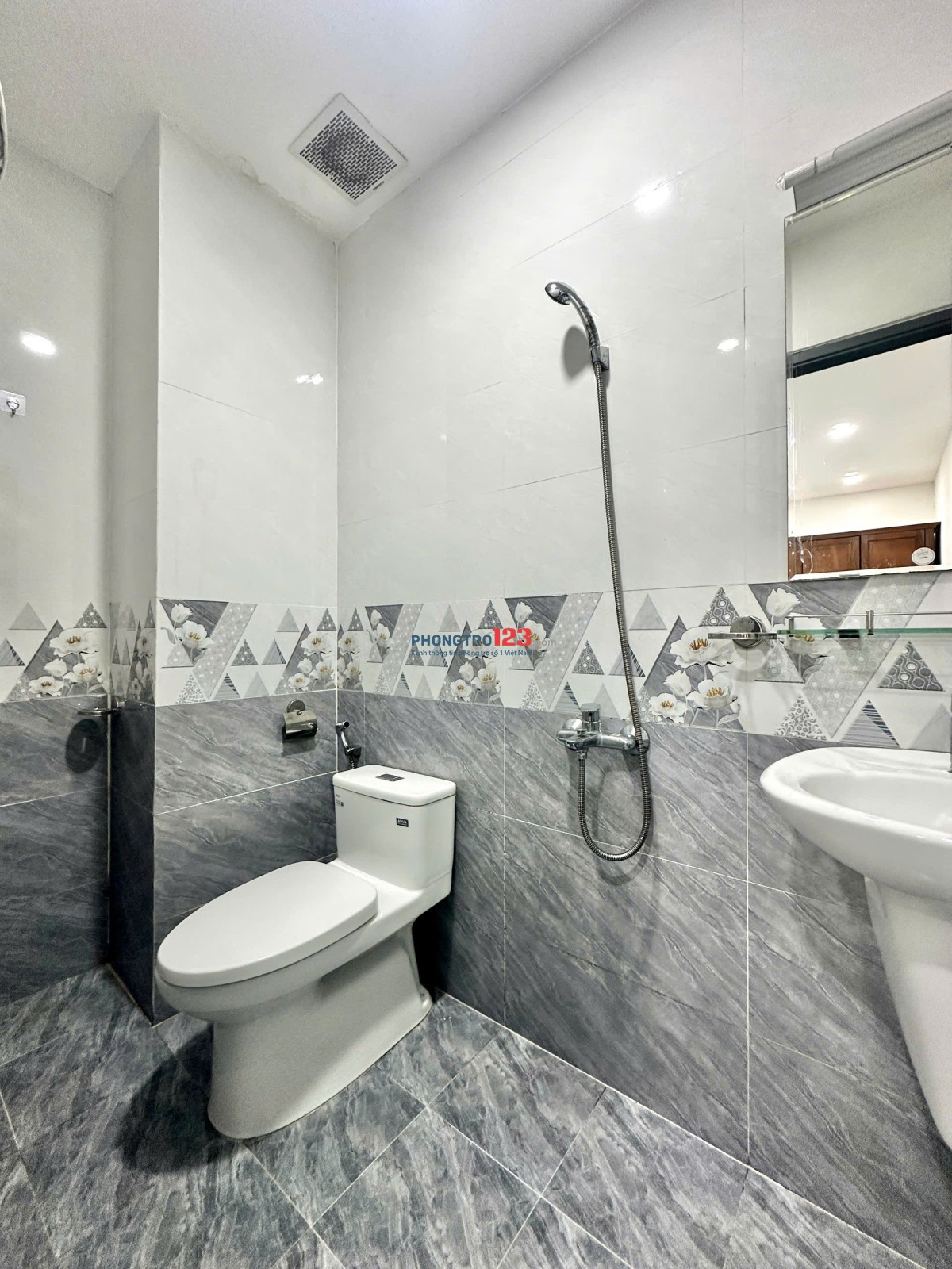 PHÒNG 25m2 FULL TIỆN NGHI TRẦN HƯNG ĐẠO