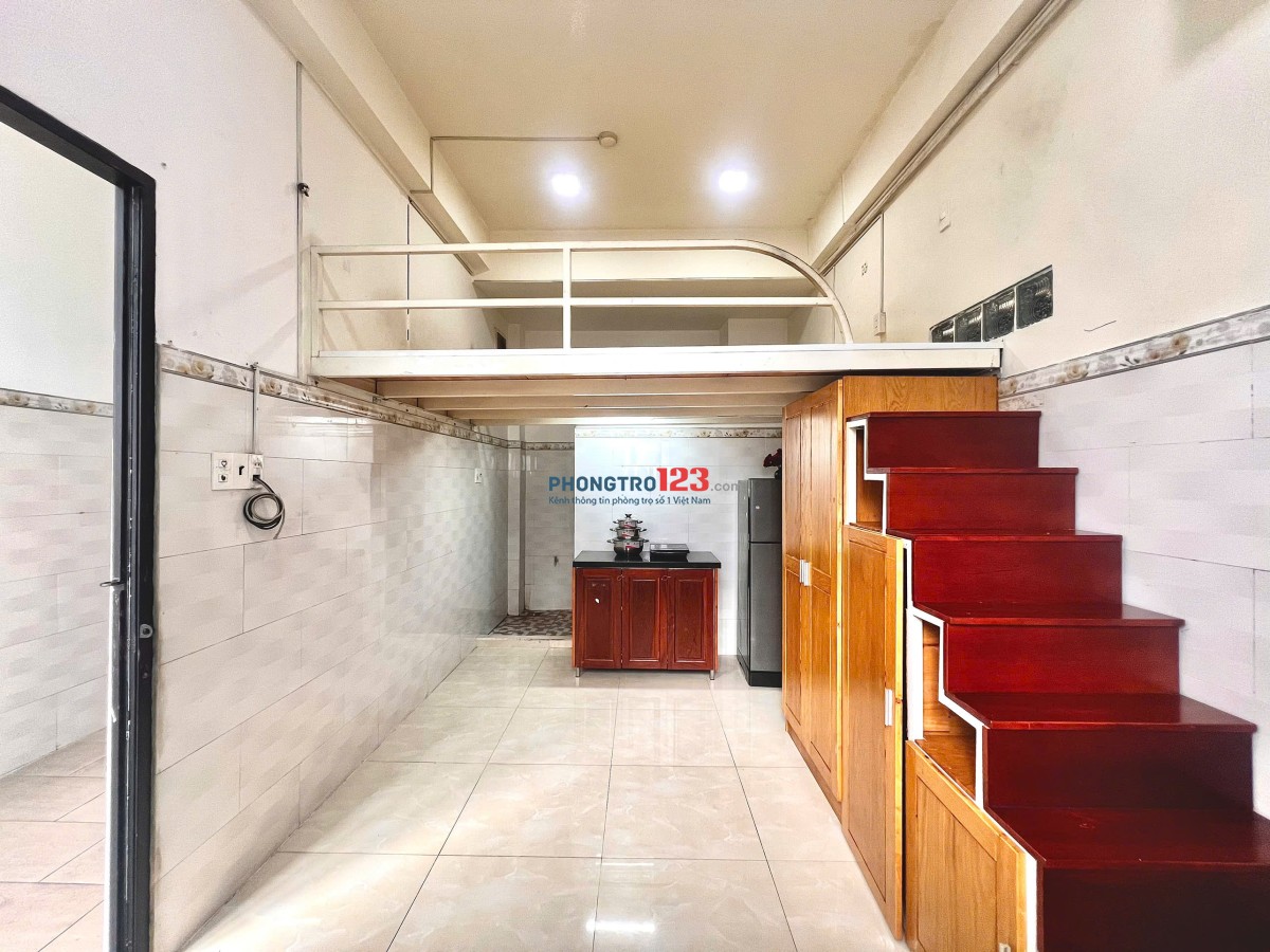 NGAY DH VĂN HIẾN - GÁC LỬNG BAN CÔNG FULL NỘI THẤT, THANG MÁY, BẢO VỆ