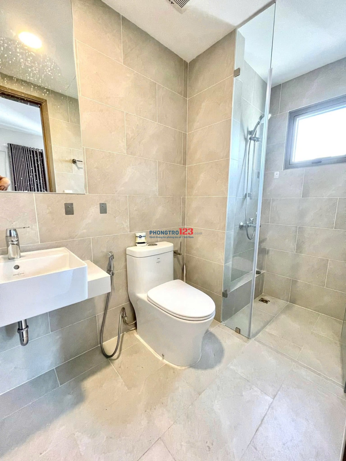 Căn hộ C/c Bảy Hiền 85m2,nội thất cao cấp giá 15tr/tháng
