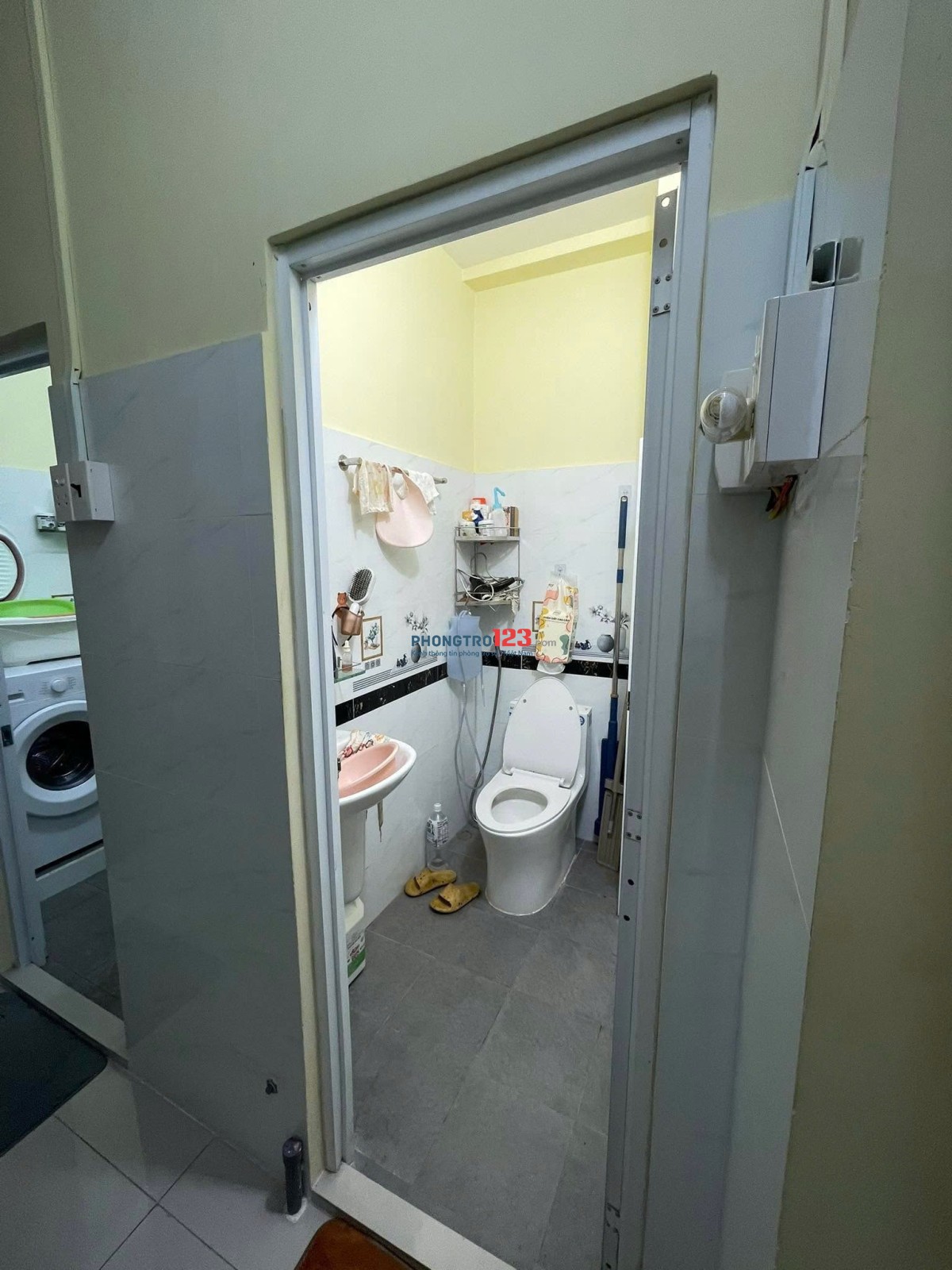 Chung cư Bà Huyện Thanh Quan, căn 2p ngủ giá 10,5tr/tháng