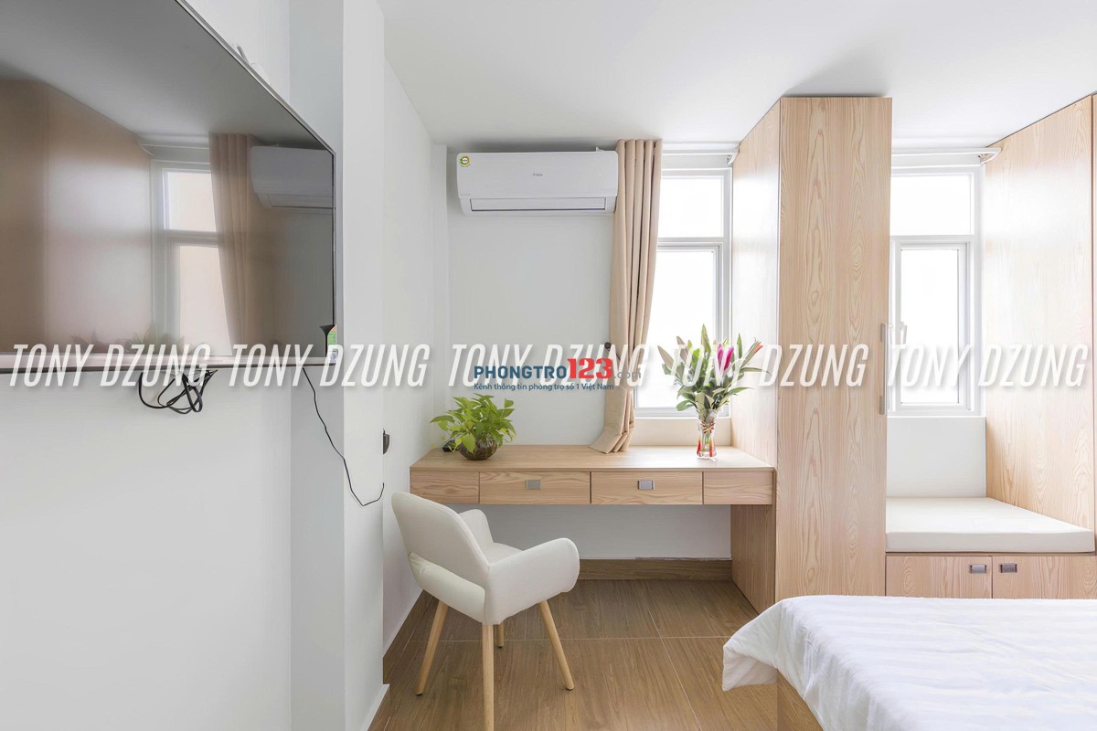 CĂN HỘ FULL NỘI THẤT CỬA SỔ LỚN THOÁNG - NGAY CHÂN CẦU BA SON QUẬN 1 - SÁT CÁC TRƯỜNG ĐH