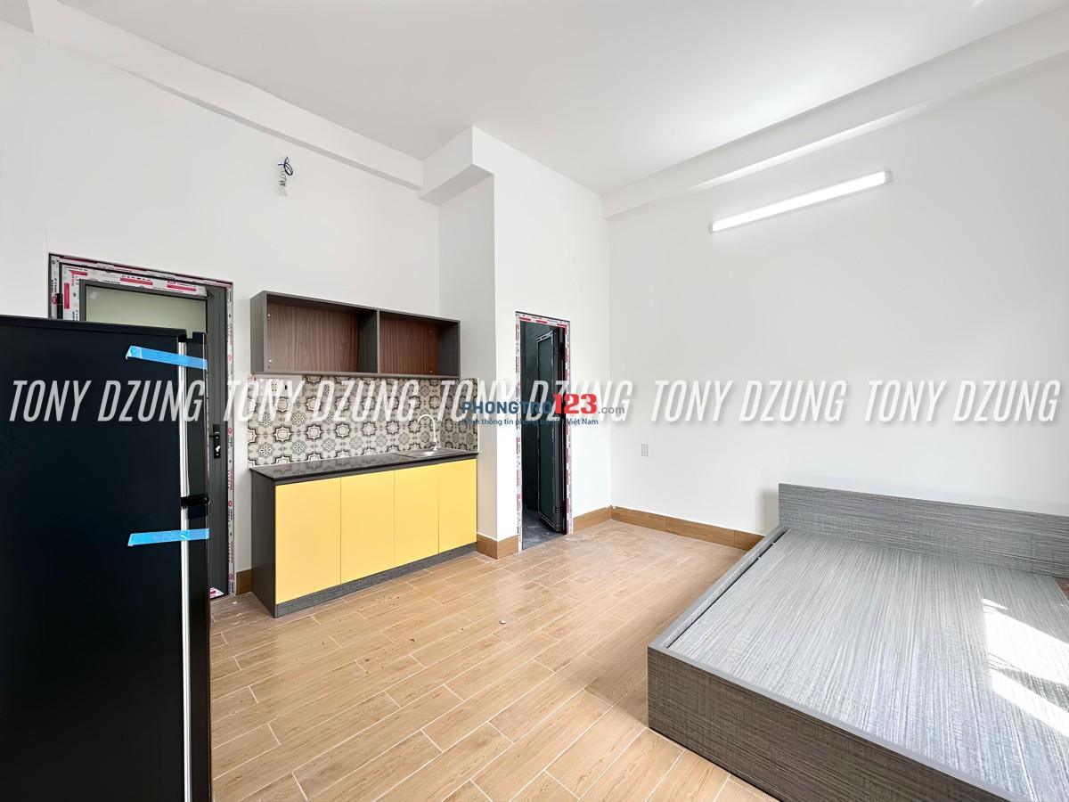 PHÒNG FULL NỘI THẤT - CÓ CỬA SỔ LỚN - CÓ THANG MÁY - GẦN ĐH VĂN LANG