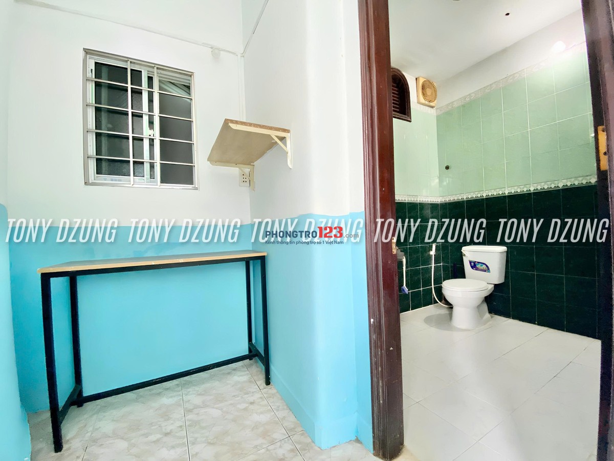 PHÒNG SIÊU RỘNG - CÓ CỬA SỔ THOÁNG NGAY DƯƠNG QUẢNG HÀM - GẦN ĐH VĂN LANG