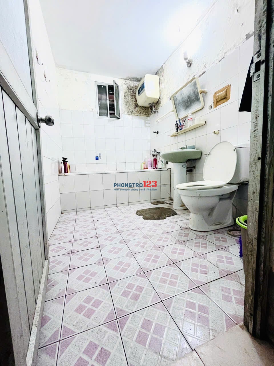 Phòng trọ tầng 3, 30m2, gần chợ / bảo tàng PKKQ, 4tr5