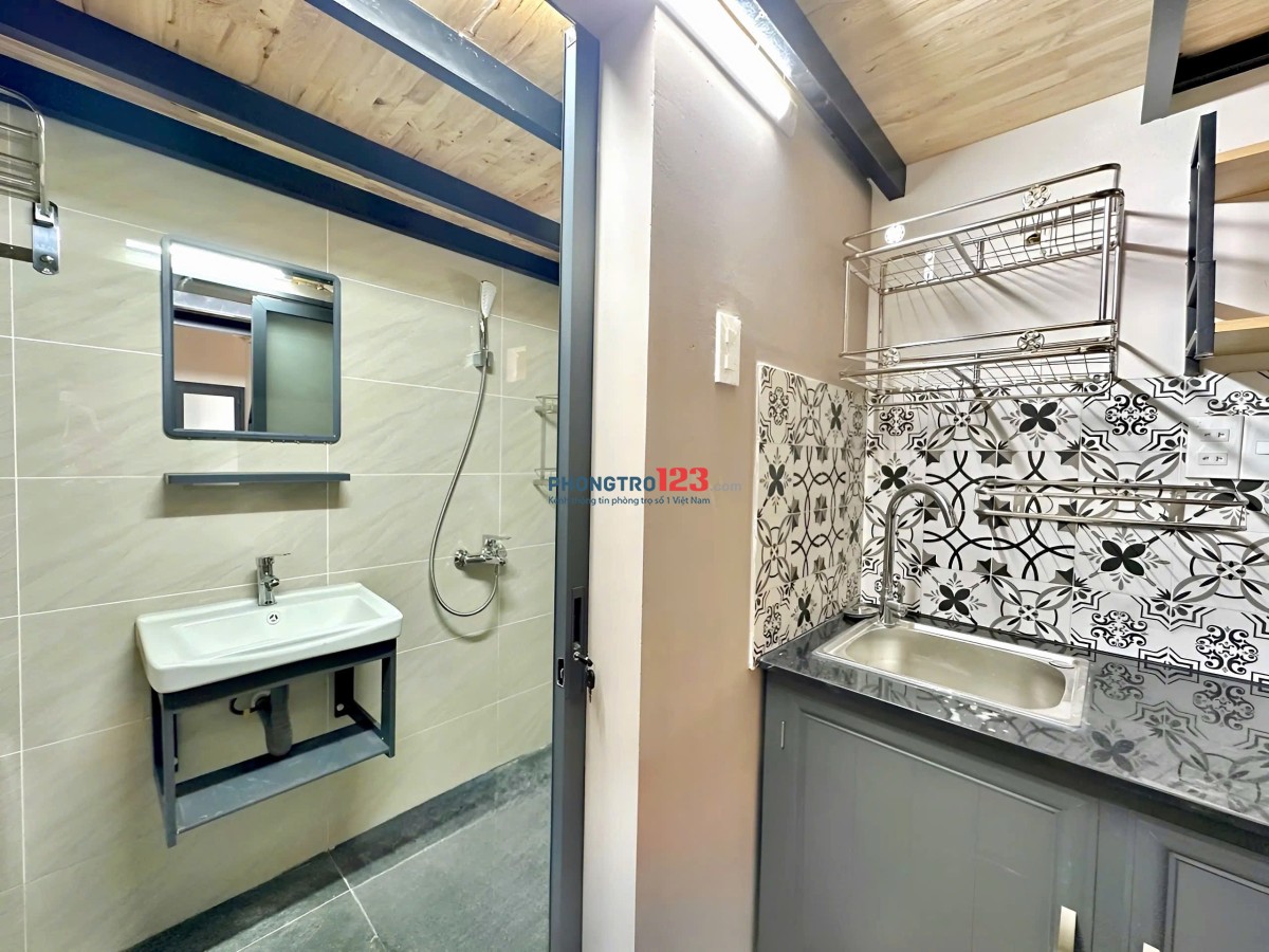 Studio Gác Lửng Full Nội Thất Mới – Đống Đa – Gần Đại Học Văn Lang, HUTECH, UEF