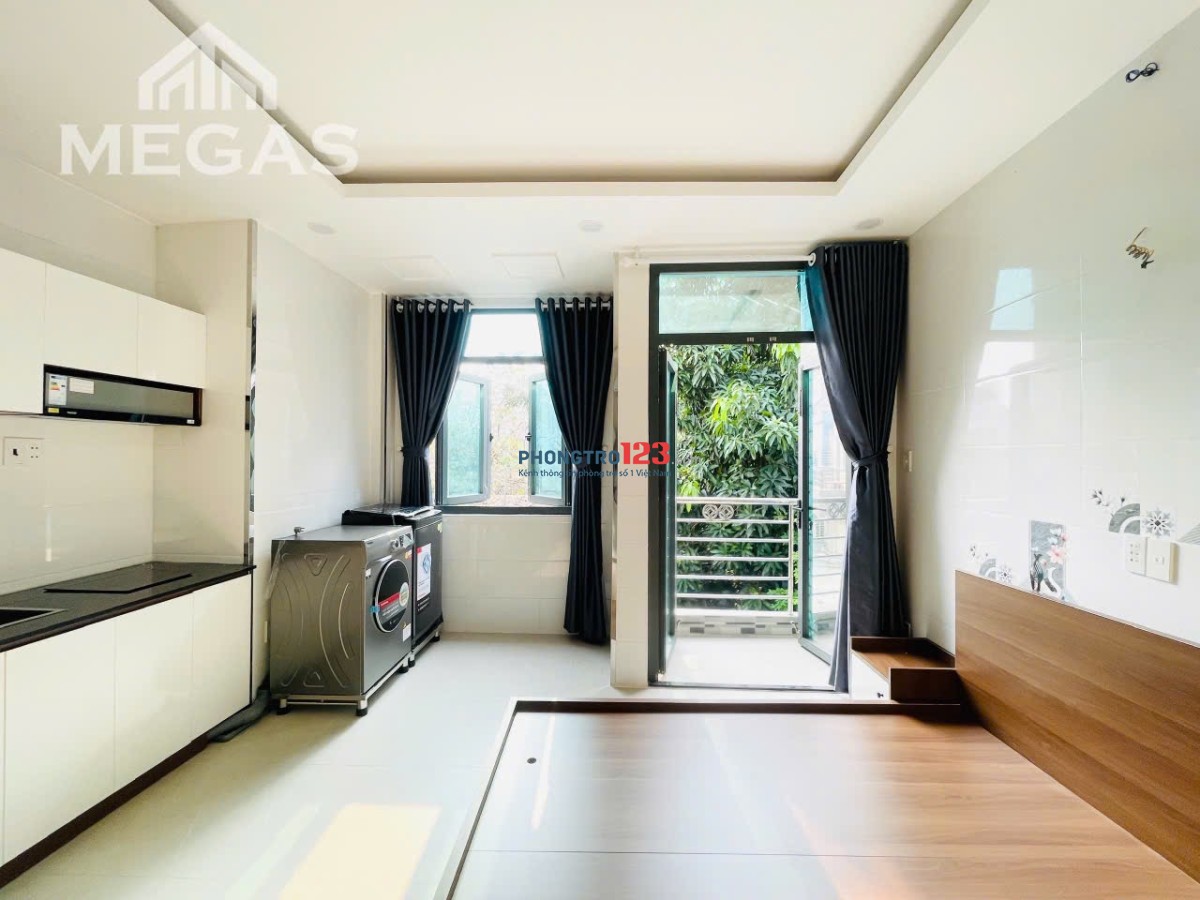  Studio ban công + máy giặt sấy riêng, giáp Q10 – giá tốt