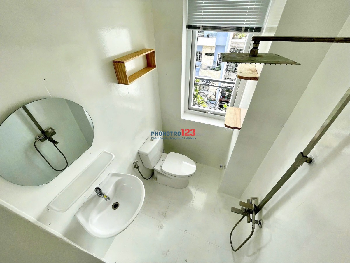 Cho thuê Căn hộ FULL NỘI THẤT - Rộng Thoáng- Mới Toanh- Ngay Quận 2 gần Trung tâm