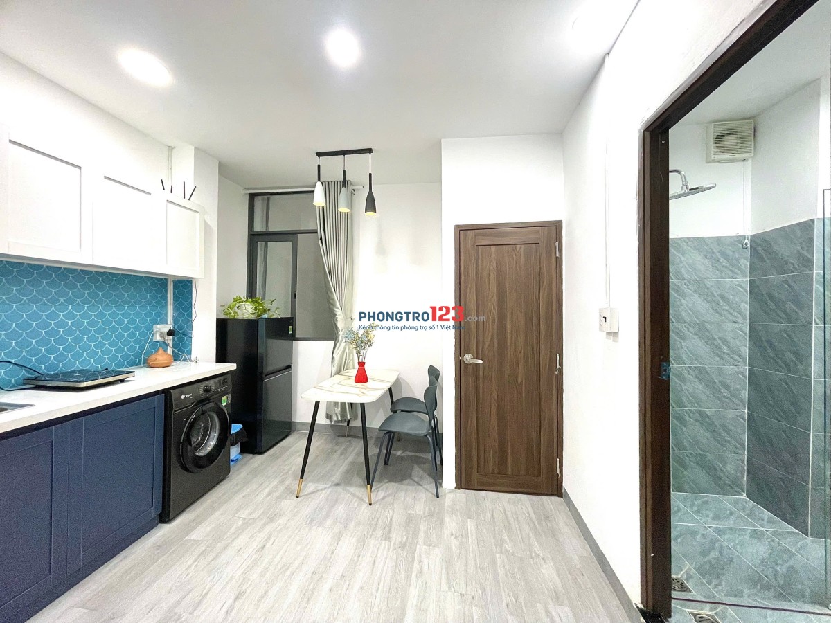 FULL NỘI THẤT SIÊU RỘNG CÓ BAN CÔNG TẠI BẠCH ĐẰNG CHƯA ĐẾN 7tr GẦN ĐH GIAO THÔNG VẬN TẢI, HUTECH….