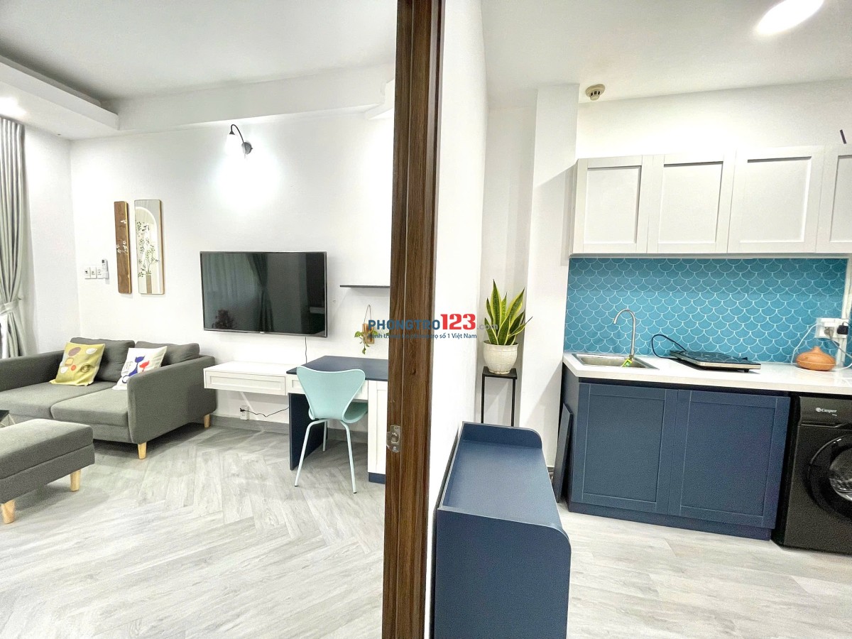 FULL NỘI THẤT SIÊU RỘNG CÓ BAN CÔNG TẠI BẠCH ĐẰNG CHƯA ĐẾN 7tr GẦN ĐH GIAO THÔNG VẬN TẢI, HUTECH….