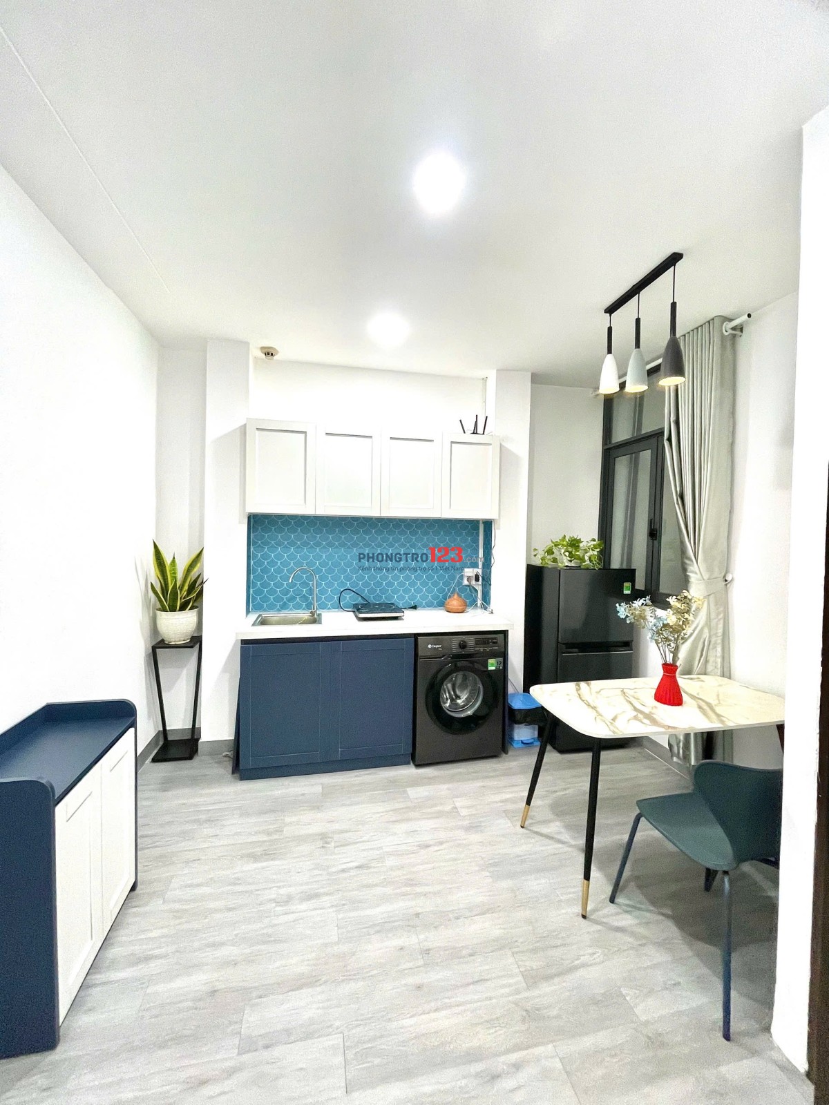 FULL NỘI THẤT SIÊU RỘNG CÓ BAN CÔNG TẠI BẠCH ĐẰNG CHƯA ĐẾN 7tr GẦN ĐH GIAO THÔNG VẬN TẢI, HUTECH….