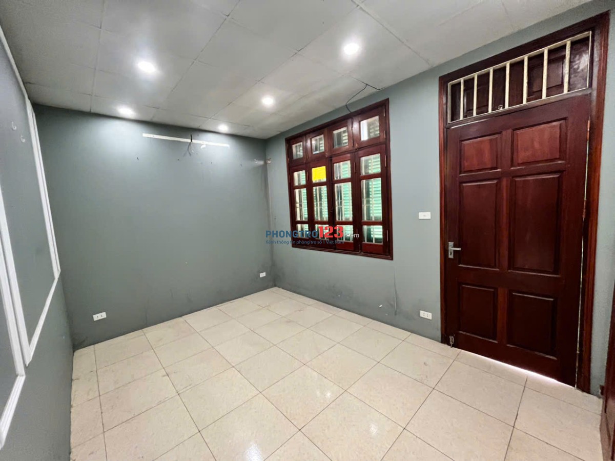 Cho thuê nhà riêng, chính chủ, diện tích sàn 75m2*3.5 tầng