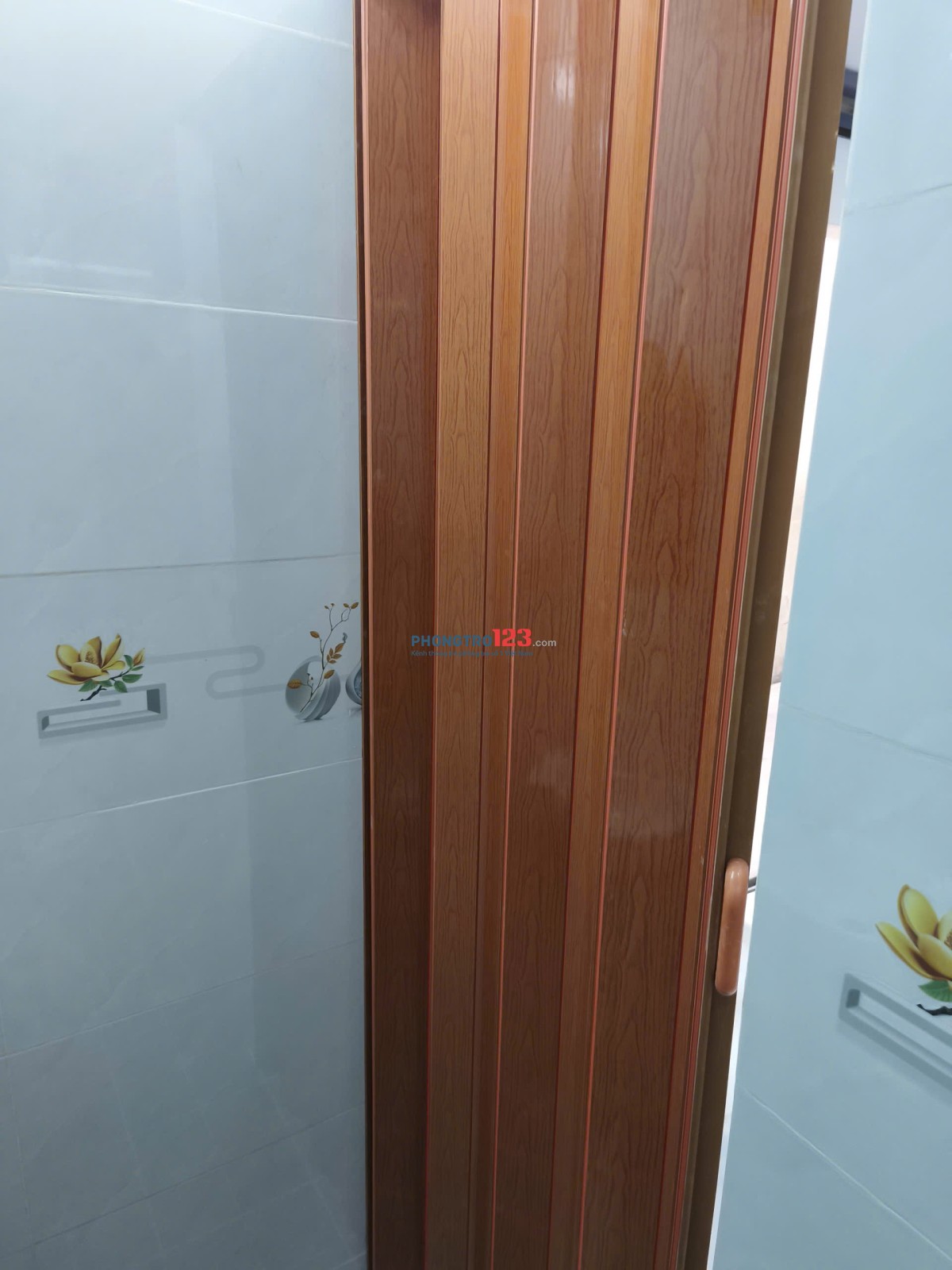  CHO THUÊ NHÀ NGUYÊN CĂN BÀ HOM – PHÚ LÂM – QUẬN 6 1 TRỆT + 1 LẦU + 1 LỬNG – 2 WC – NHÀ VỪA CẢI