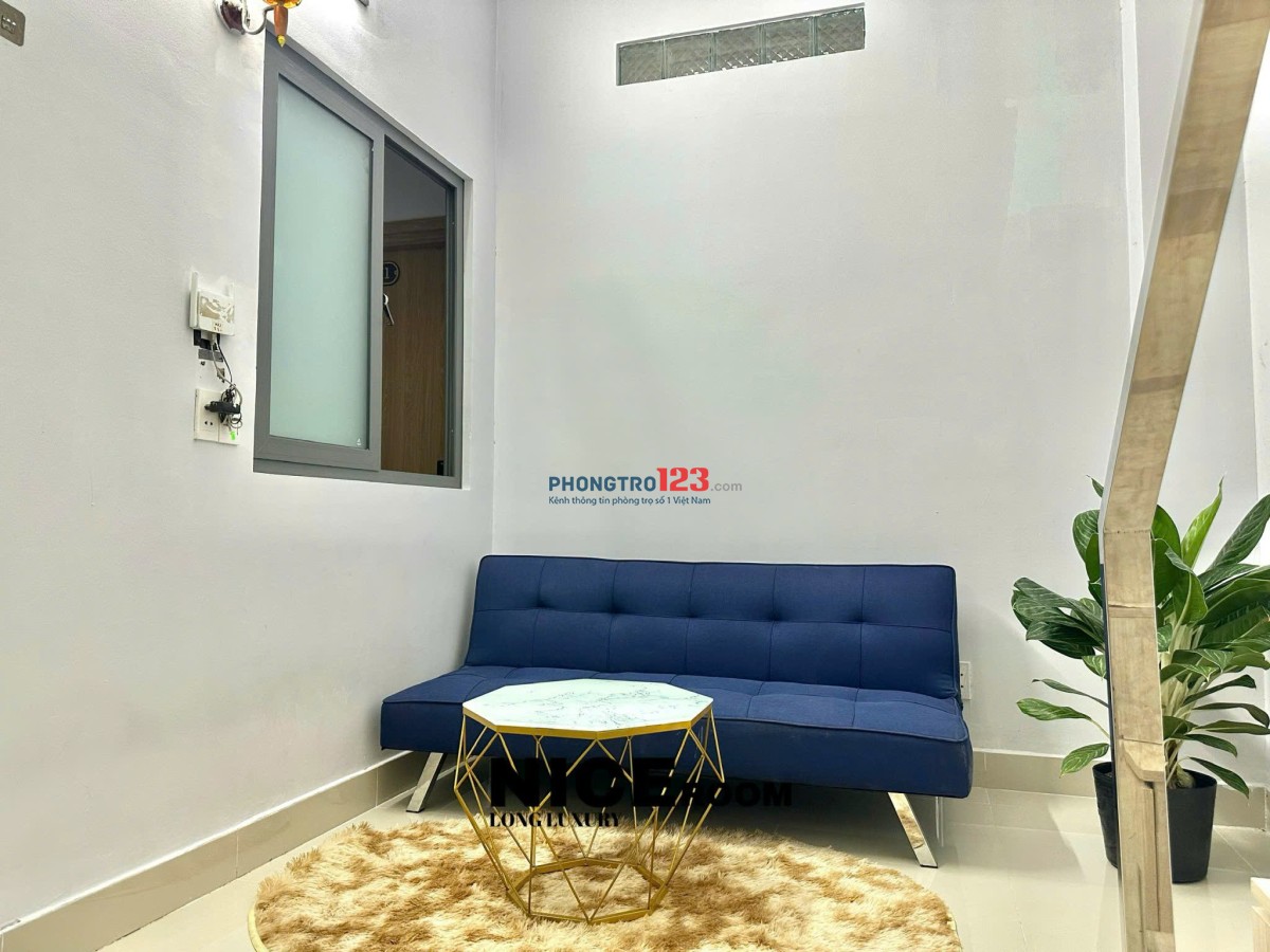 Cho thuê phòng gác lửng mới, cửa sổ lớn, sofa – Đi bộ qua VLU, gần IUH | Đặng Thùy Trâm, Bình Thạnh