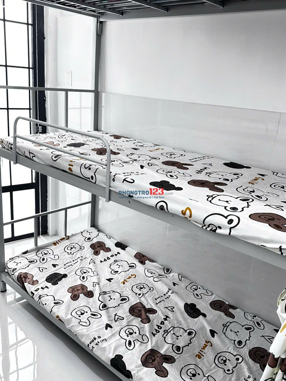 Phòng trọ có gác và Ký túc xá giá chỉ 1tr/tháng tại 112/8/10 Đường An Bình, Phường 5, Quận 5