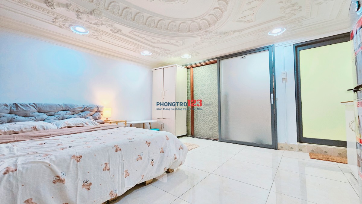 Phòng full nội thất như hình, XVNT sau lưng Hutech Ung Văn Khiêm !