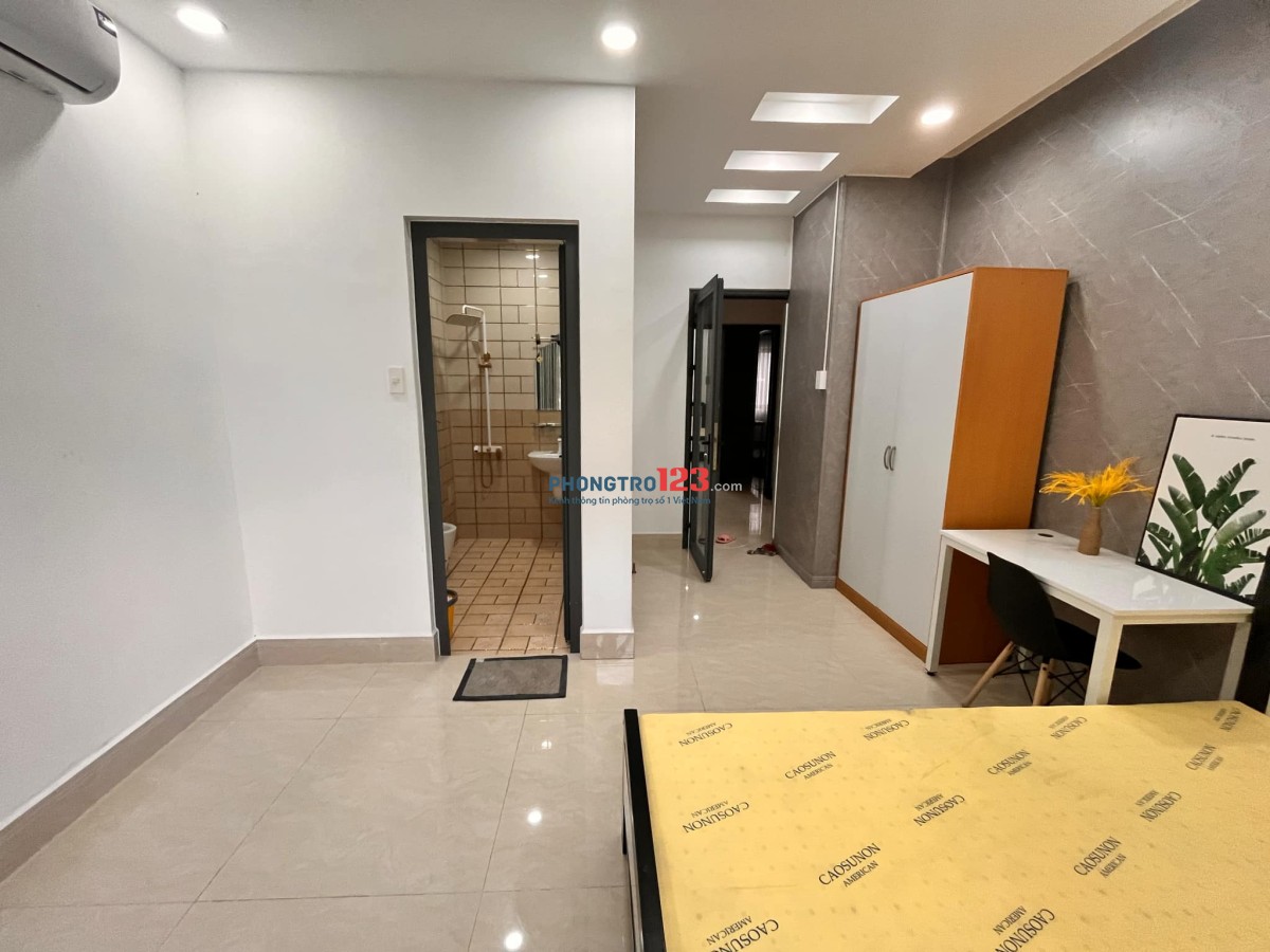 Phòng trọ cát lái gần citihome gần umt 4tr2 full nt tách bếp có ban công