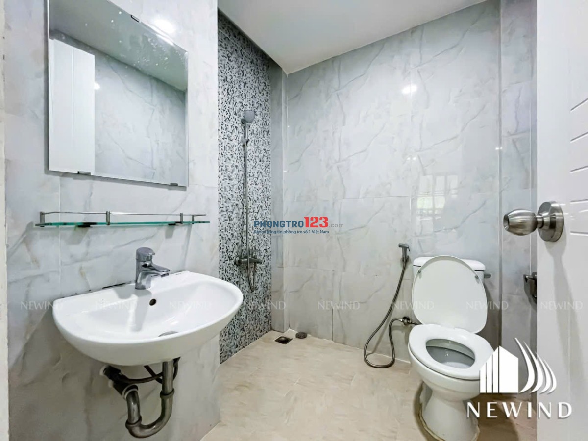 Cho thuê căn hộ full nội thất ban công ngay ĐH TDT,Đh UFM,Đh RMIT,Đh NTTU