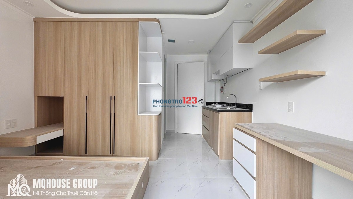 MỚI KHAI TRƯƠNG - Căn Hộ Ban Công khu bêpx xa giường Full nội thất Ung Văn Khiêm 5 phút tới UTH FTU2