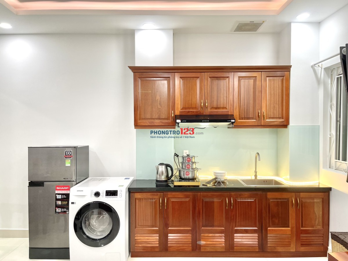 PHÒNG CAO CẤP 30m2 FULL TIỆN NGHI GẦN CẦU LÊ VĂN SỸ