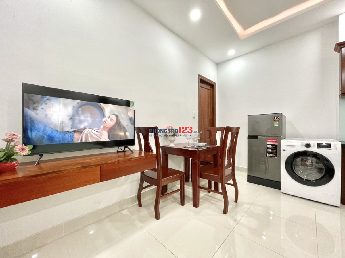 PHÒNG CAO CẤP 30m2 FULL TIỆN NGHI GẦN CẦU LÊ VĂN SỸ