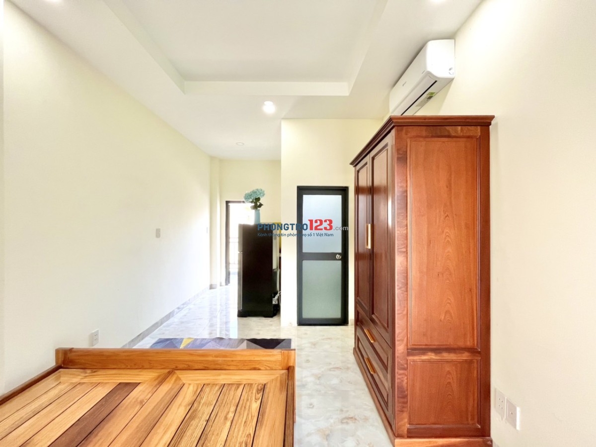 PHÒNG BAN CÔNG 25m2 FULL TIỆN NGHI GẦN NGÃ TƯ 7 HIỀN