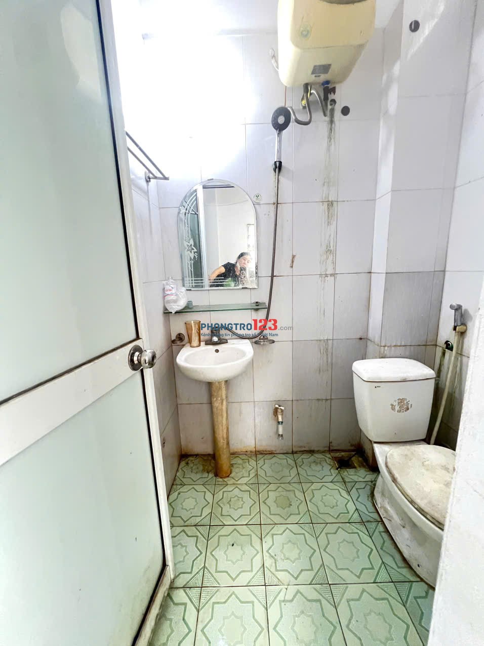 Nhà số 639 Phúc Diễn , Xuân phương, Nam Từ Liêm, Hà Nội.⏰ Trống Phòng 204 vệ sinh chung 2,5 tr