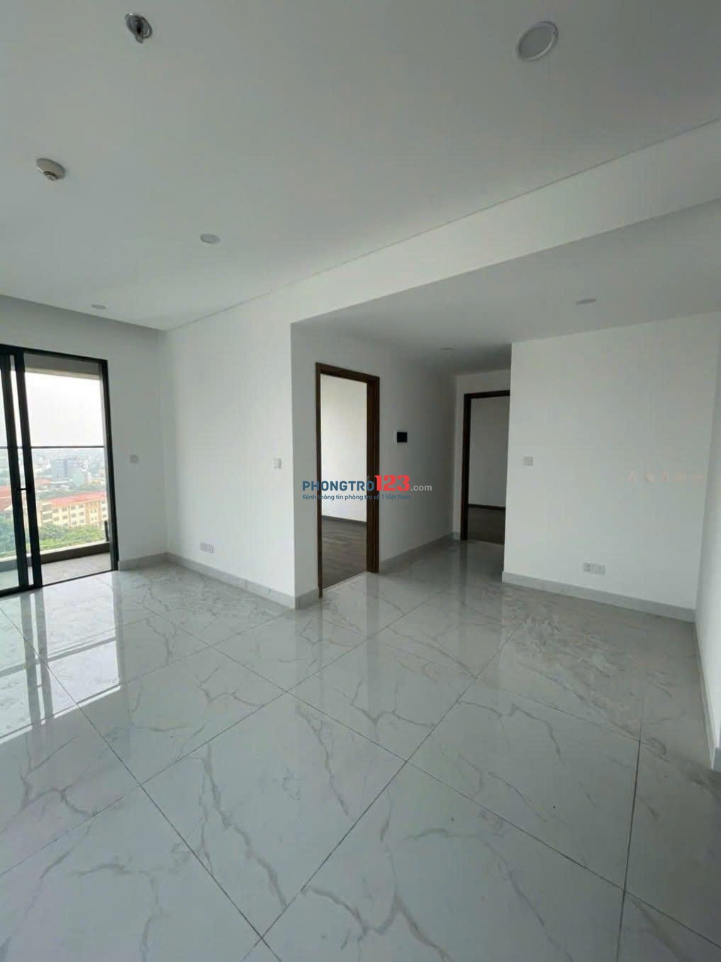 Chung cư Sacomrel-584, Lũy Bán Bích 3PN, 105m2, ko nội thất giá 11 Triệu/th.