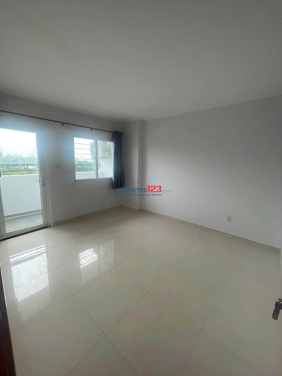 Chung cư Phạm Văn Đồng, GV: 80m2, NTCB, 10 triệu/tháng, 2PN