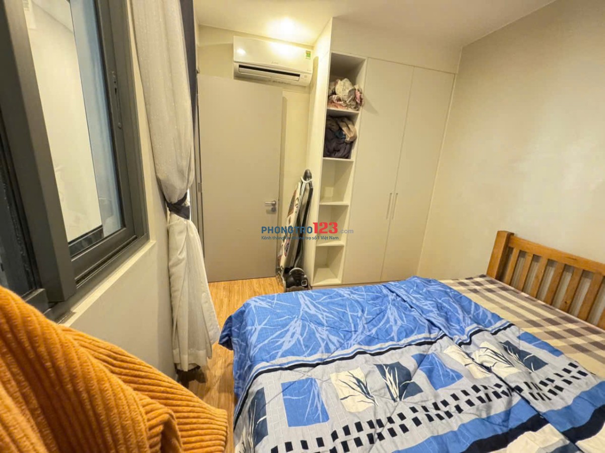 Cho thuê C.c cao cấp Charmington La Pointe, Quận 10 - 3PN, giá thuê 25tr/tháng