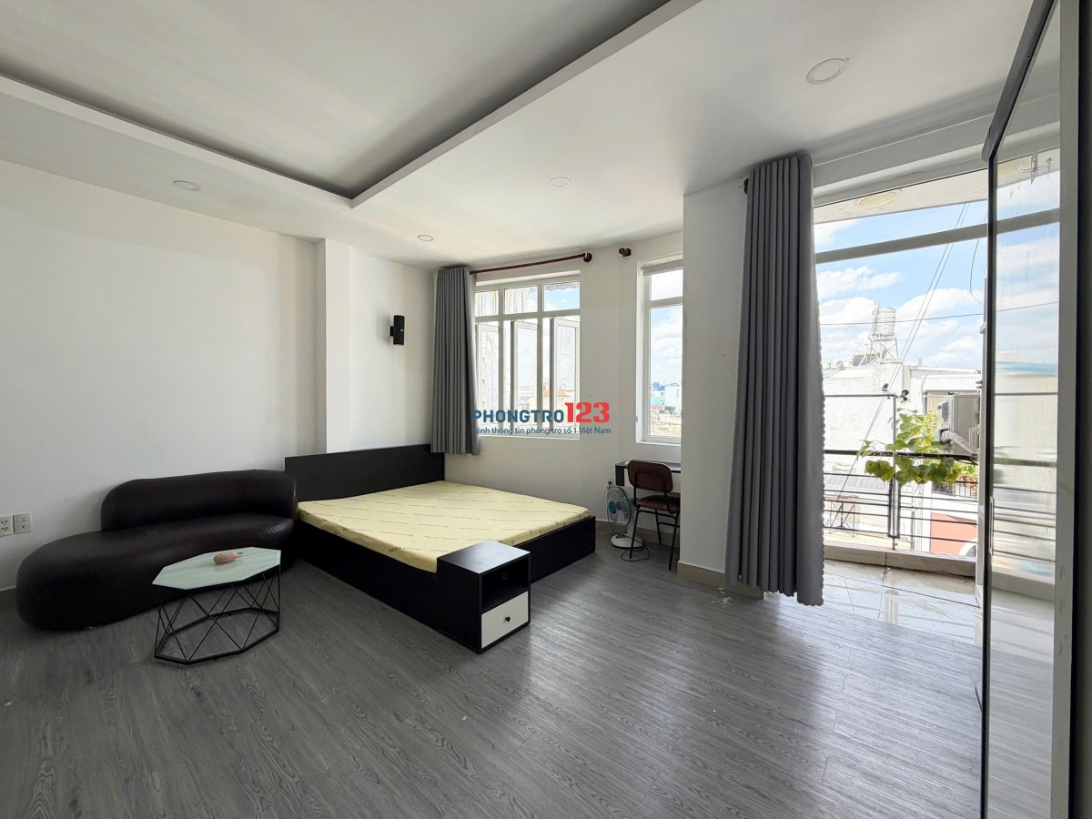 STUDIO SIÊU RỘNG BAN CÔNG THOÁNG – NGUYỄN THƯỢNG HIỀN 