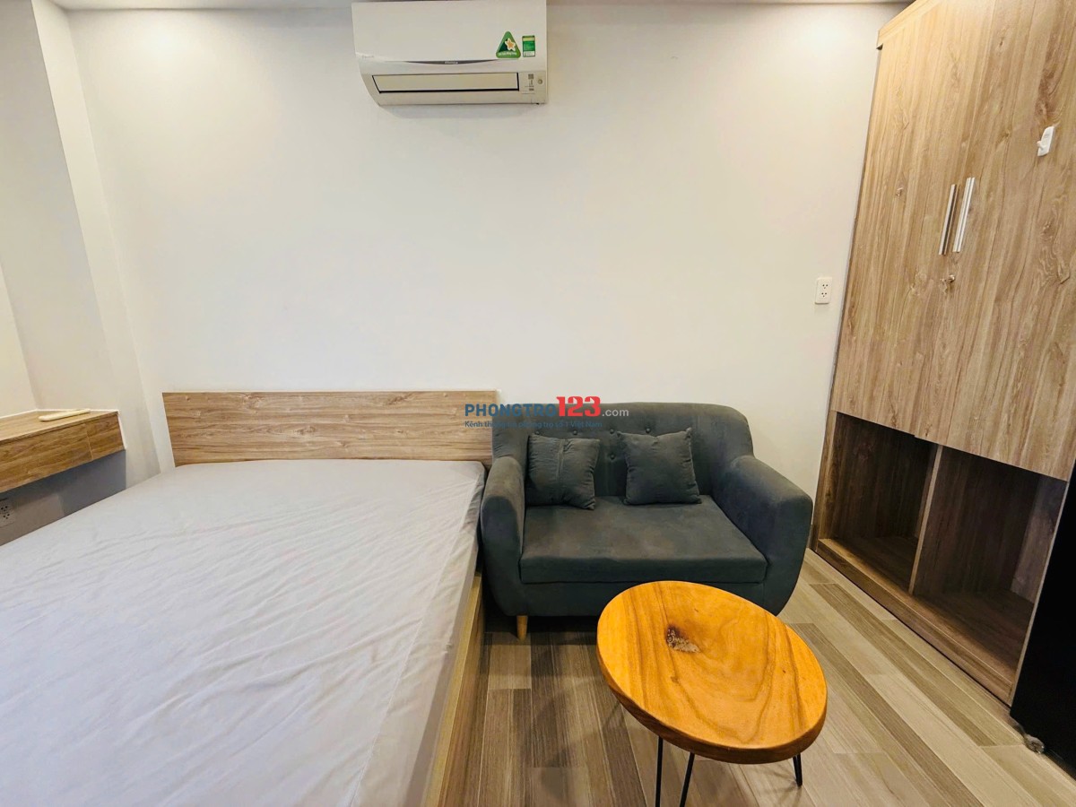 FULL NỘI THẤT CÓ BAN CÔNG MÁY GIẶT RIÊNG NGAY HÀNG XANH GẦN CÁC ĐẠI HỌC TRÊN ĐỊA BÀNG