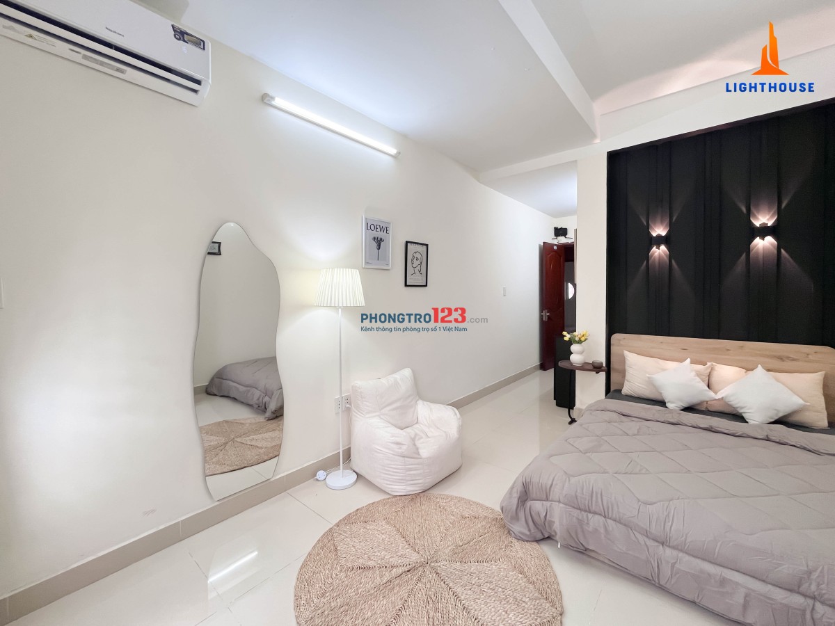 CĂN HỘ BAN CÔNG, FULL NỘI THẤT GẦN ĐH CÔNG NGHIỆP
