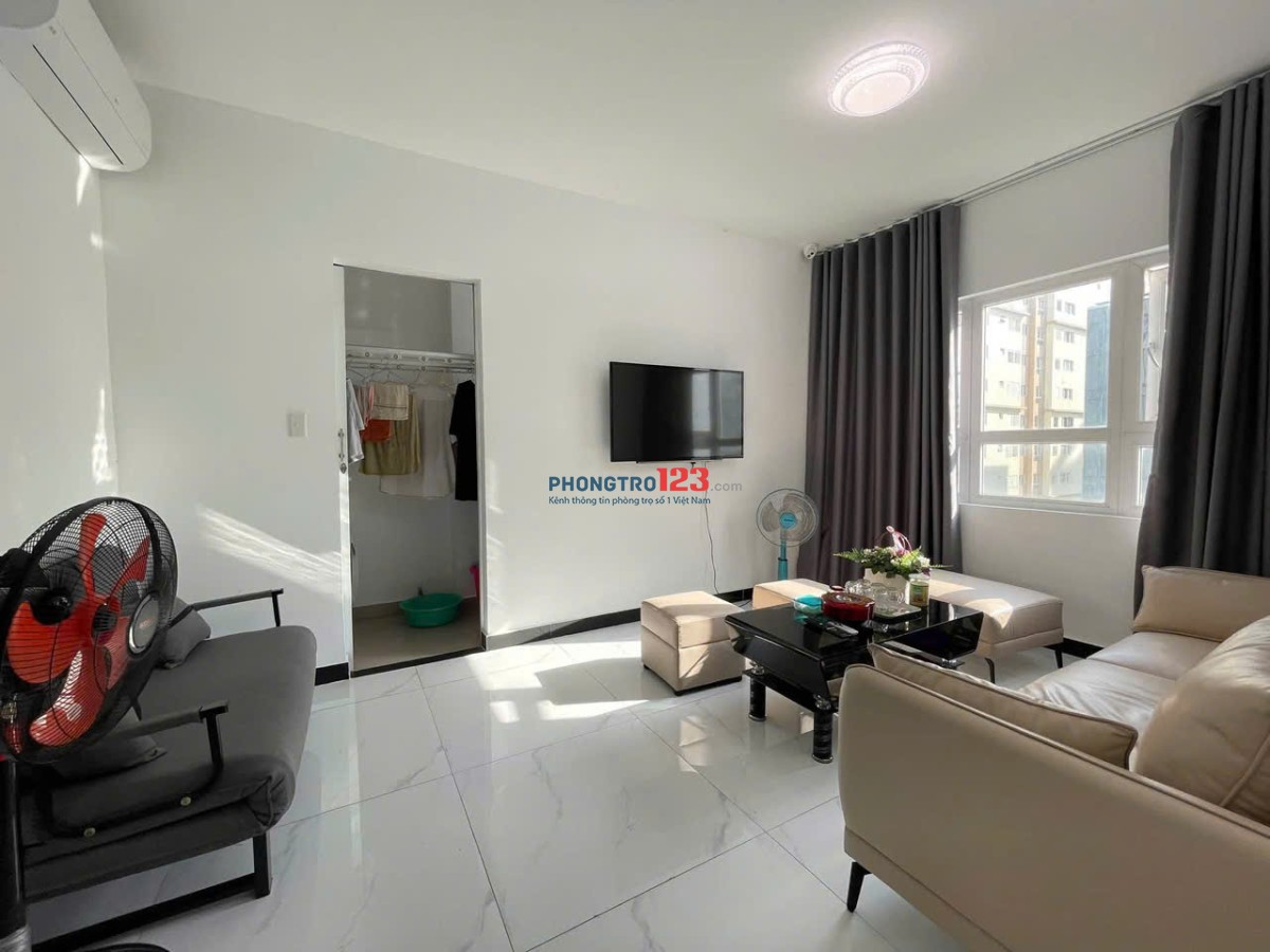 CC Central Plaza . Phạm Văn Hai . TB. DT 60m2 . 2PN Giá 13Tr5