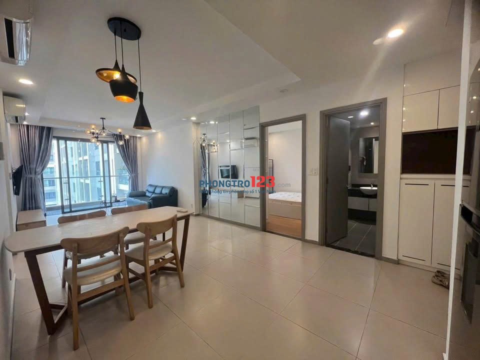 Chung cư Hoa Sen-Lạc Long Quân- 3PN full nội thất 98m2 giá 14 Tr/th.