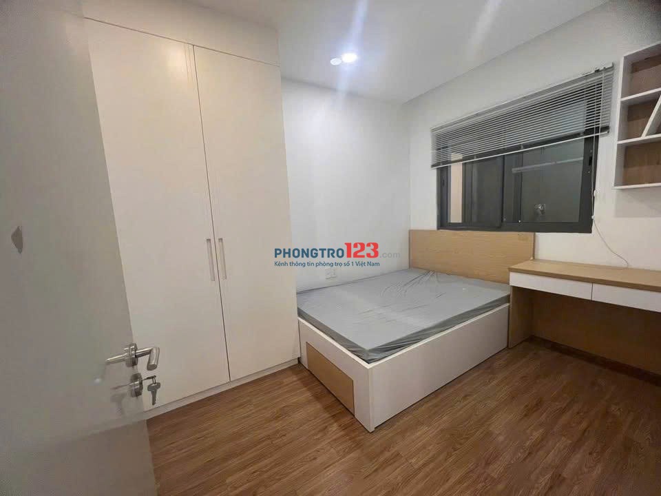 Chung cư Hoa Sen-Lạc Long Quân- 3PN full nội thất 98m2 giá 14 Tr/th.