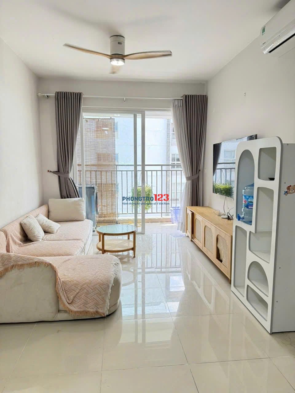 Chung cư Cộng Hòa Plaza 2 PN Full nội thất 75m2 giá thuê 13 triệu/th.
