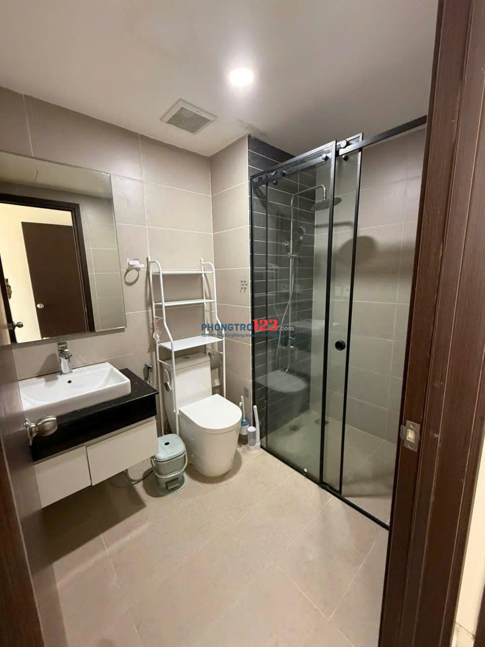 Chung cư Cộng Hòa Plaza 2 PN Full nội thất 75m2 giá thuê 13 triệu/th.