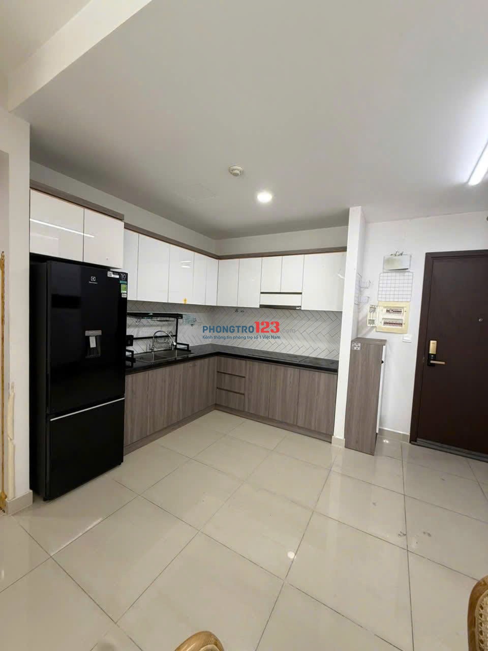 Chung cư Cộng Hòa Plaza 2 PN Full nội thất 75m2 giá thuê 13 triệu/th.