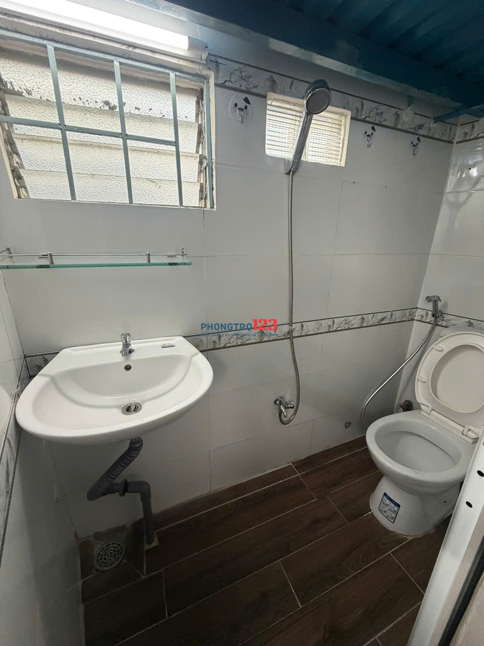 Cho thuê phòng gác lửng 30m² cực gần FTU2, UTH, Hutech, máy giặt riêng – Nguyễn Gia Trí, Bình Thạnh