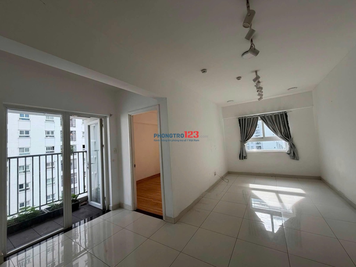 Chung cư Bàu Cát 2, 3PN, Ko nội thất 90m2, giá thuê 11,5 tr/tháng.