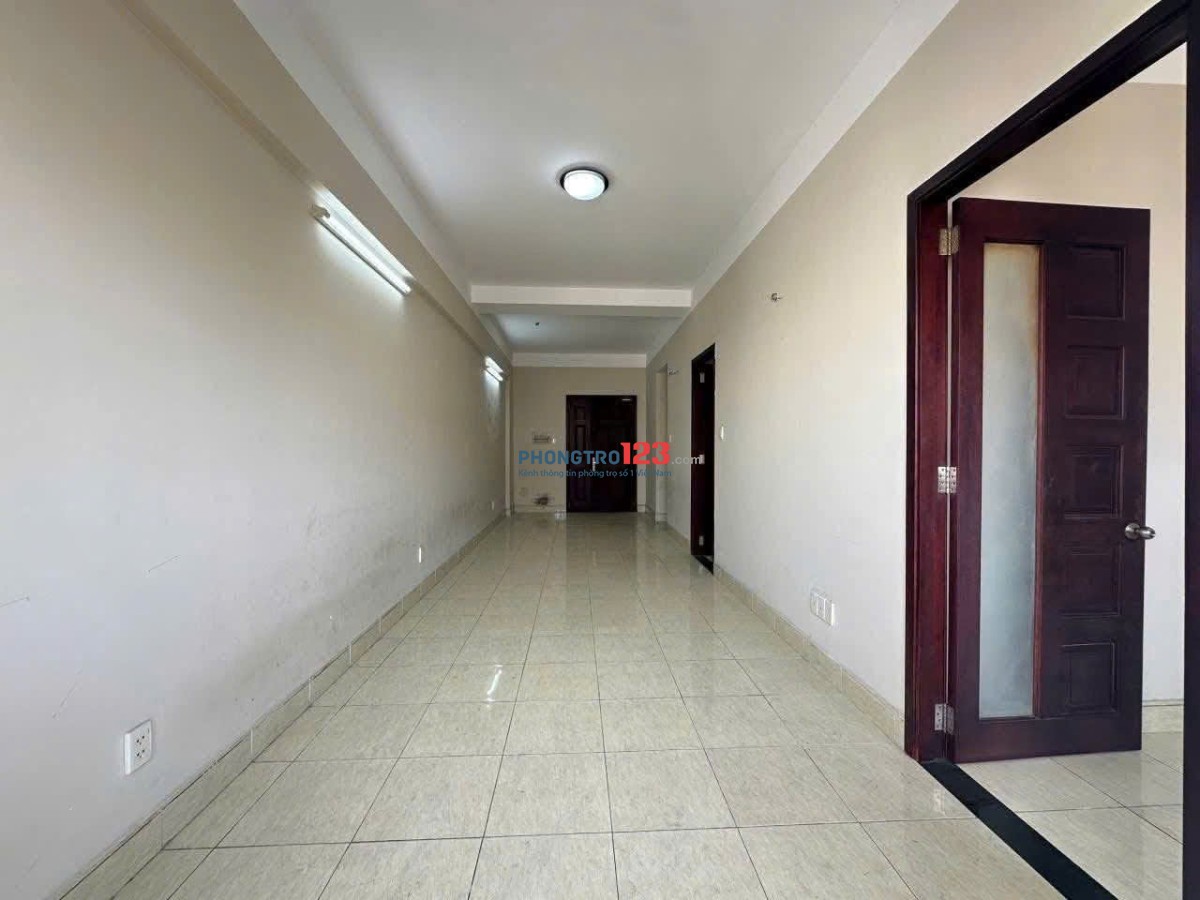 Chung cư Bưu Điện-Lý Thường Kiệt: căn 3p ngủ, 2wc, giá 11tr/tháng