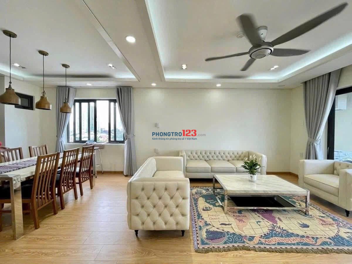 Chung cư Satra-Phan Đăng Lưu- Penhouse 200m2, 4p ngủ, giá 50tr/tháng