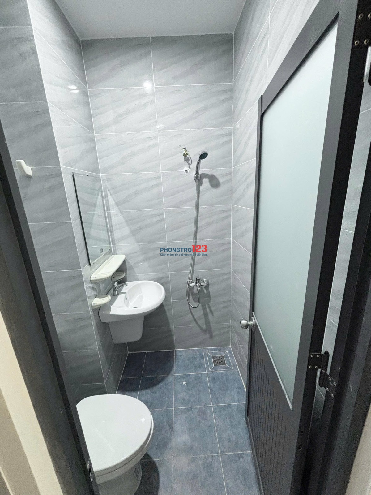 Cho thuê phòng Cát Lái gần citisoho, Giá 3tr8 full nt