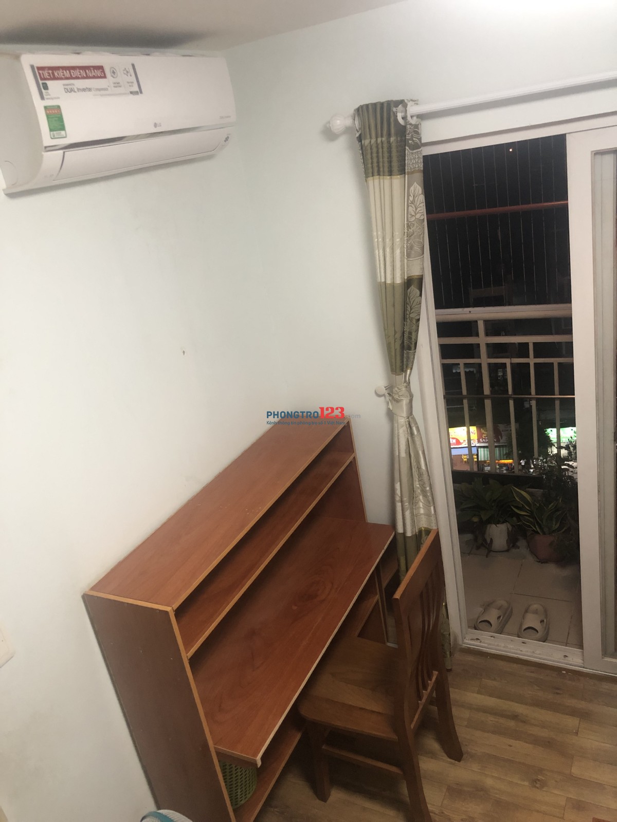 Cho nam-nữ SV, nữ NVVP thuê PHÒNG TRỌ CAO CẤP ĐẦY ĐỦ TIỆN NGHI tại Chung cư Charm Plaza.”
