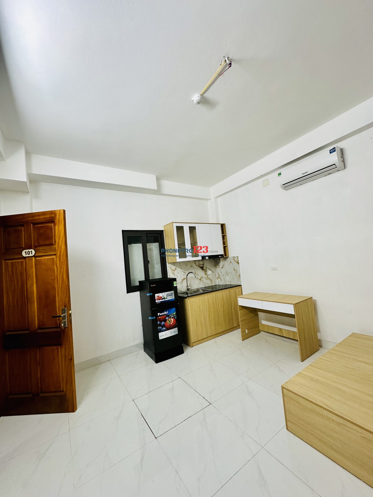 Cho thuê phòng SV gần CĐ FPT, ĐH Công nghiệp kiểu Studio vào ở luôn