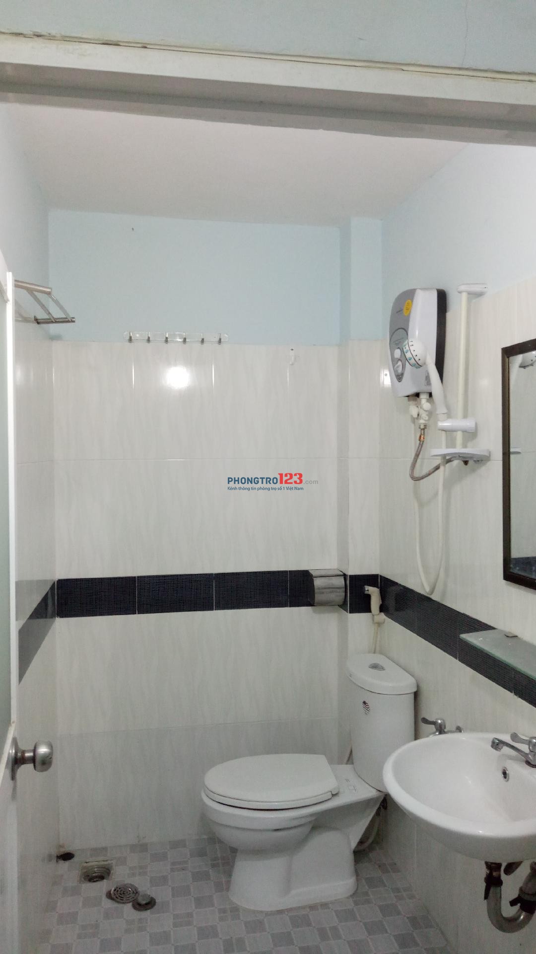 Phòng trọ quận 4 cũ Tiện nghi an ninh