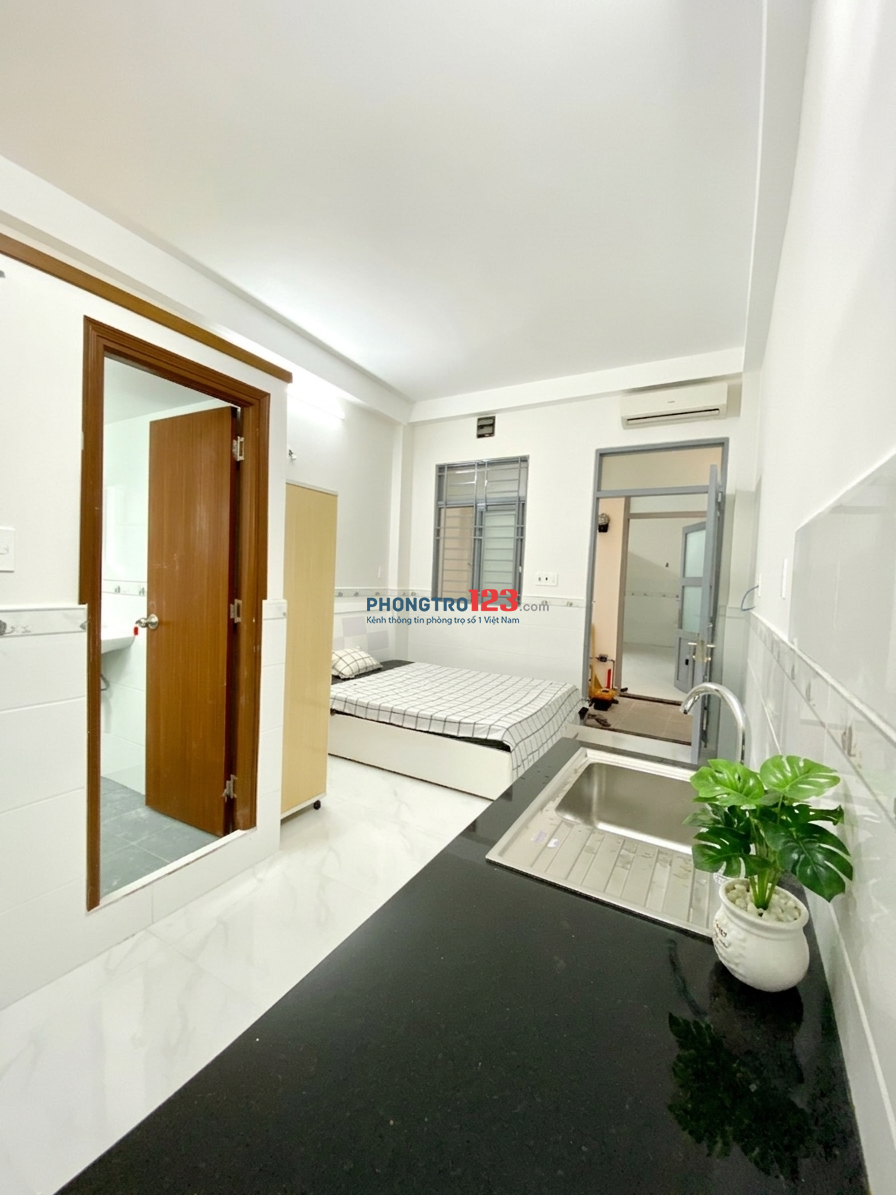 Phòng mới xây mới 100% đường Nguyễn Kiệm. Gần CV Gia Định