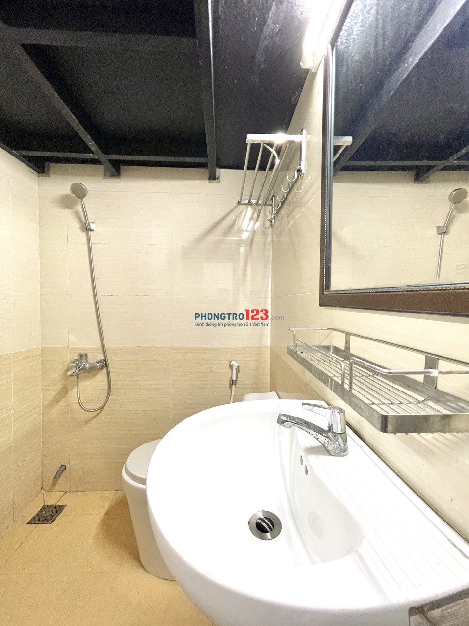 Siêu Phẩm Phòng Gác Lửng PHAN XÍCH LONG, Giá Tốt
